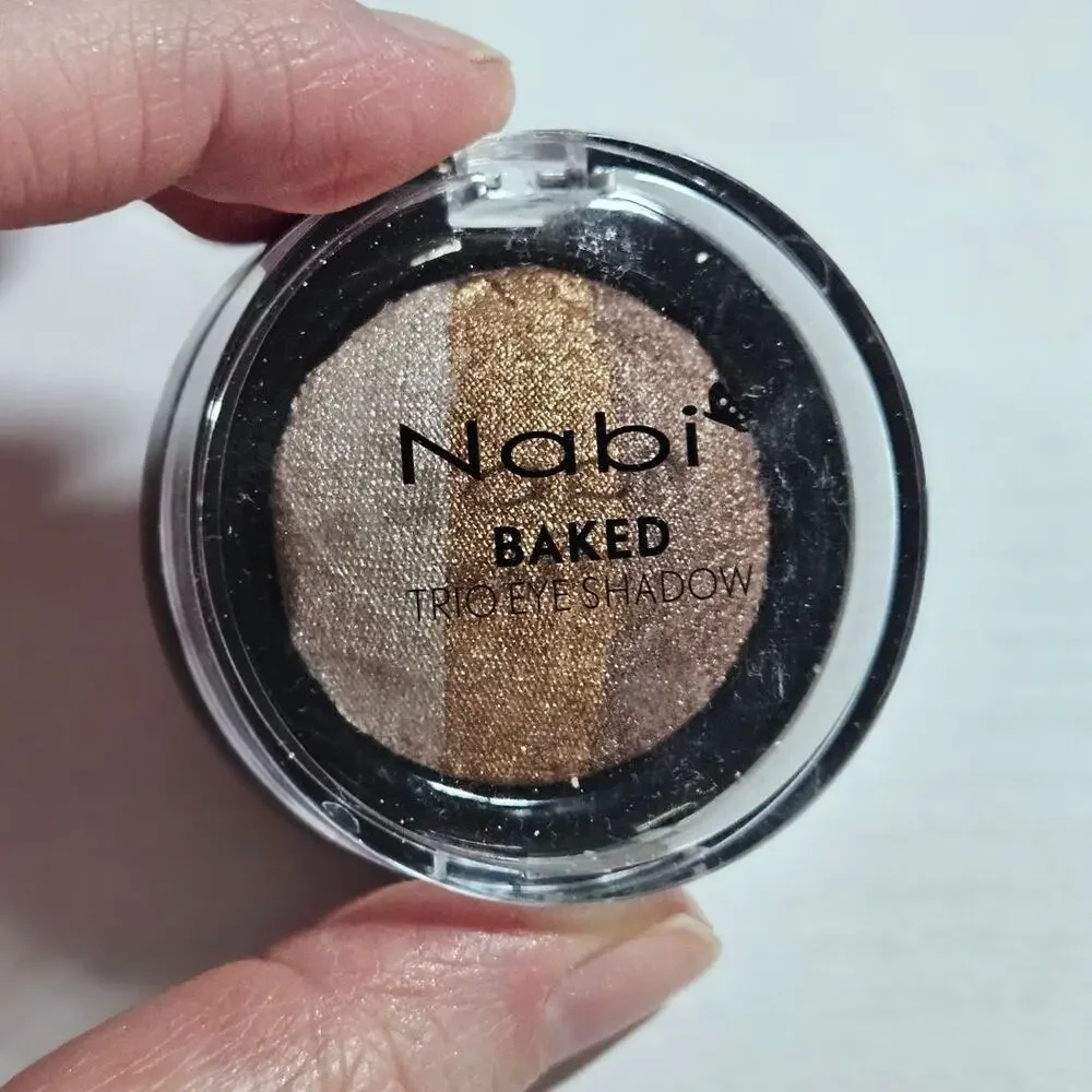 Nabi Baked Trio Eyeshadow Bronze ~ NEW